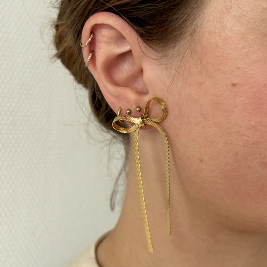 grote strik statement oorbellen