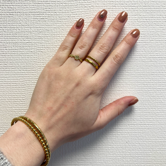 double lines & dots ring