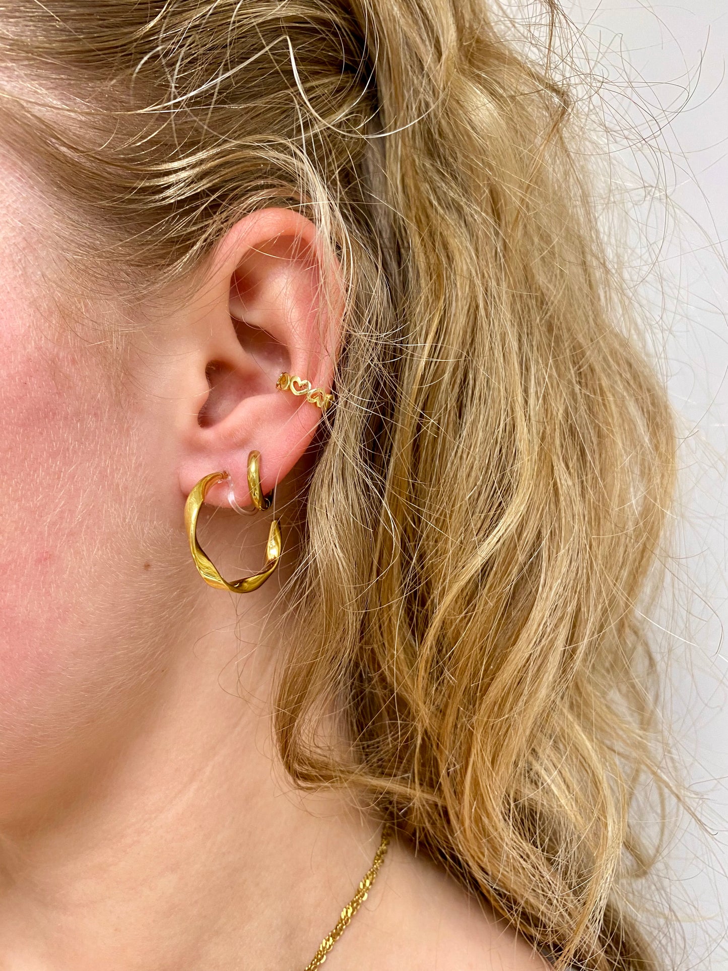 clipoorbellen small twisted hoop