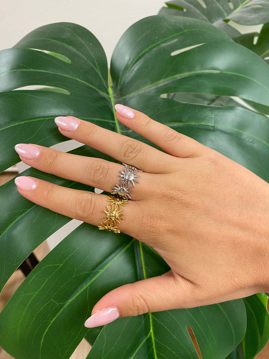 sun faces ring