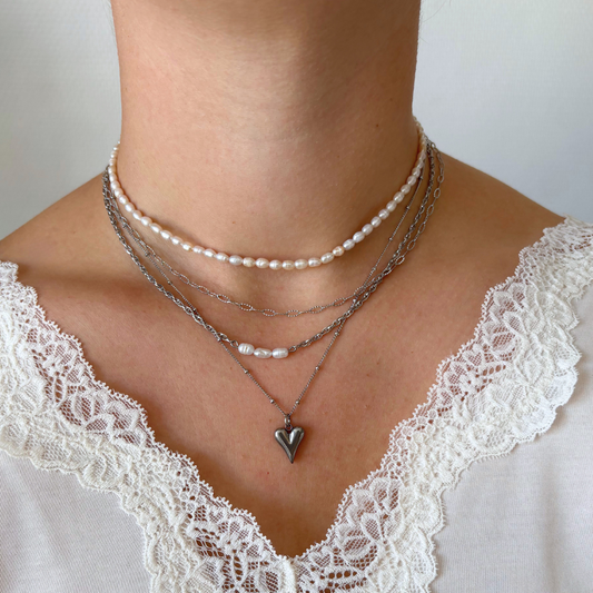 drie zoetwaterparels ketting