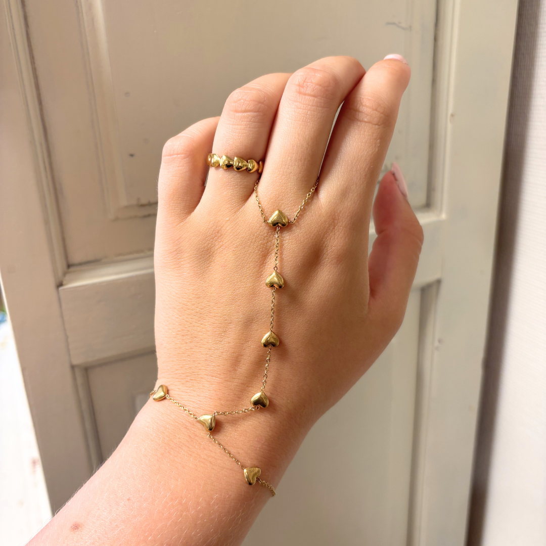 hand chain met hartjes