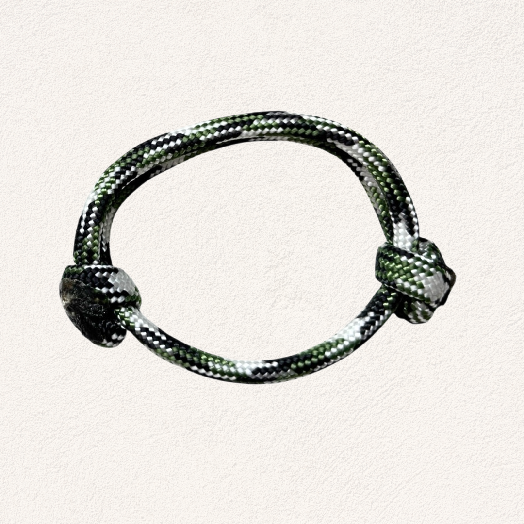 surf armbandje camo groen wit