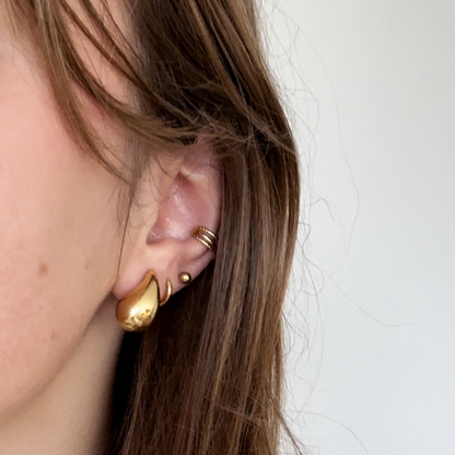 Gouden kleine druppel oorbellen stainless steel betaalbaar blijft lang mooi 