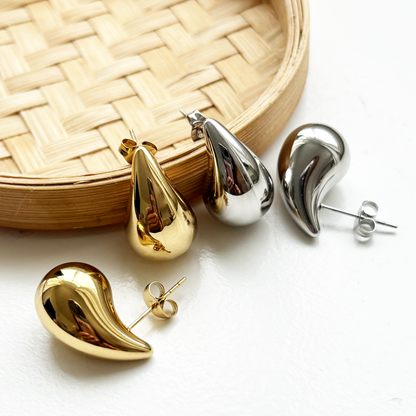 Gouden kleine druppel oorbellen stainless steel betaalbaar blijft lang mooi 