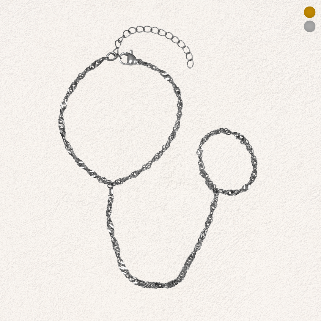 hand chain with twist