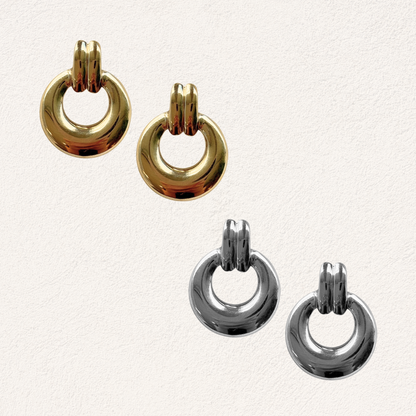 classic round stud earrings