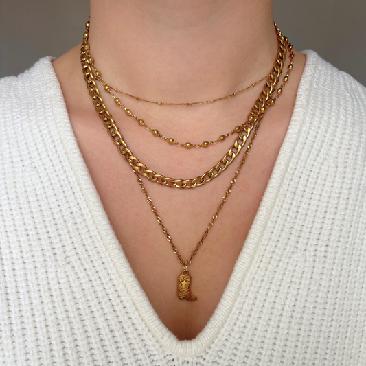 subtiele stipjes ketting