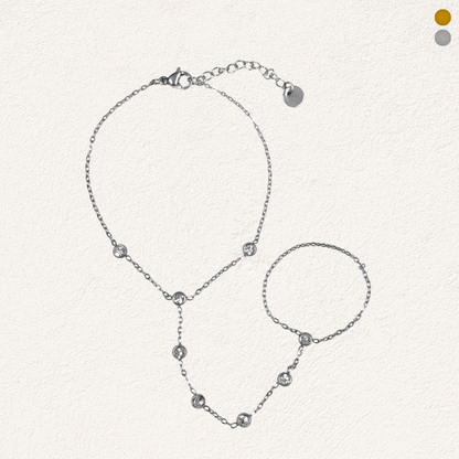 hand chain with twist