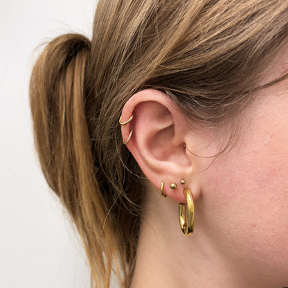 Classic basic earrings