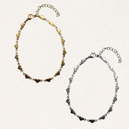 Heart-patterned anklet