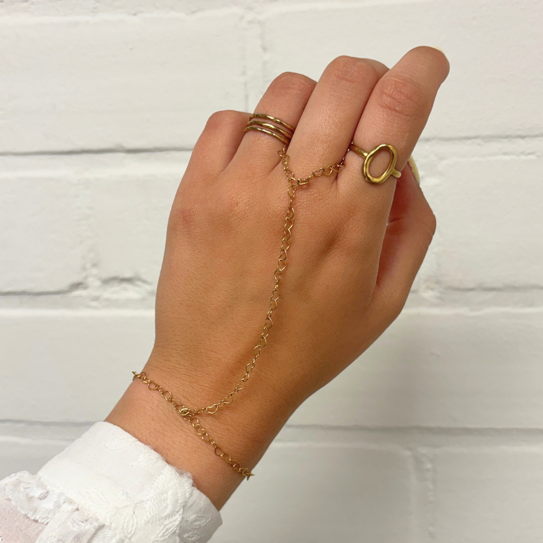 hand chain met hartjes