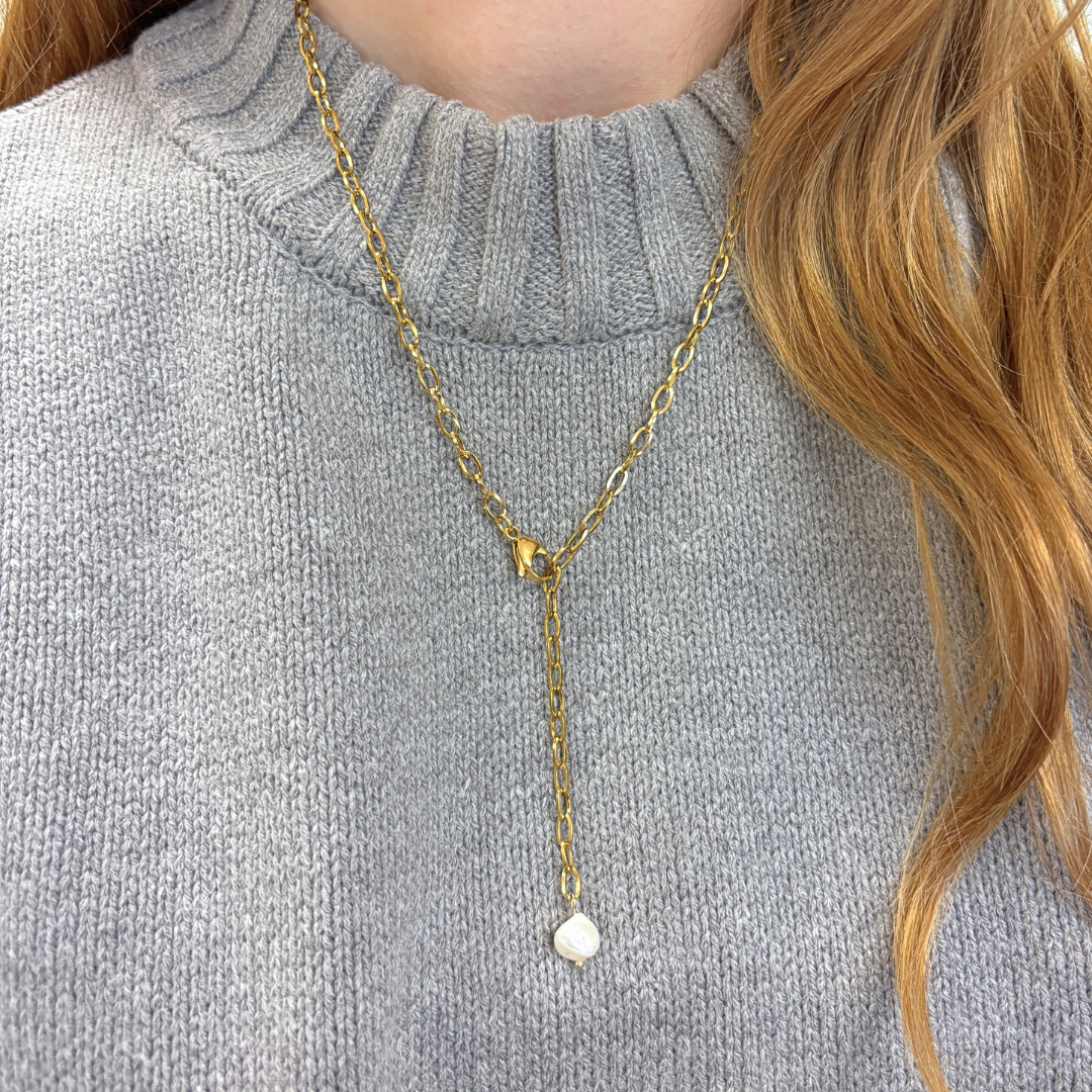 long chain with link pearl