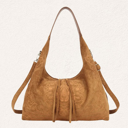 camelbruine boho schoudertas in suède look met borduursel
