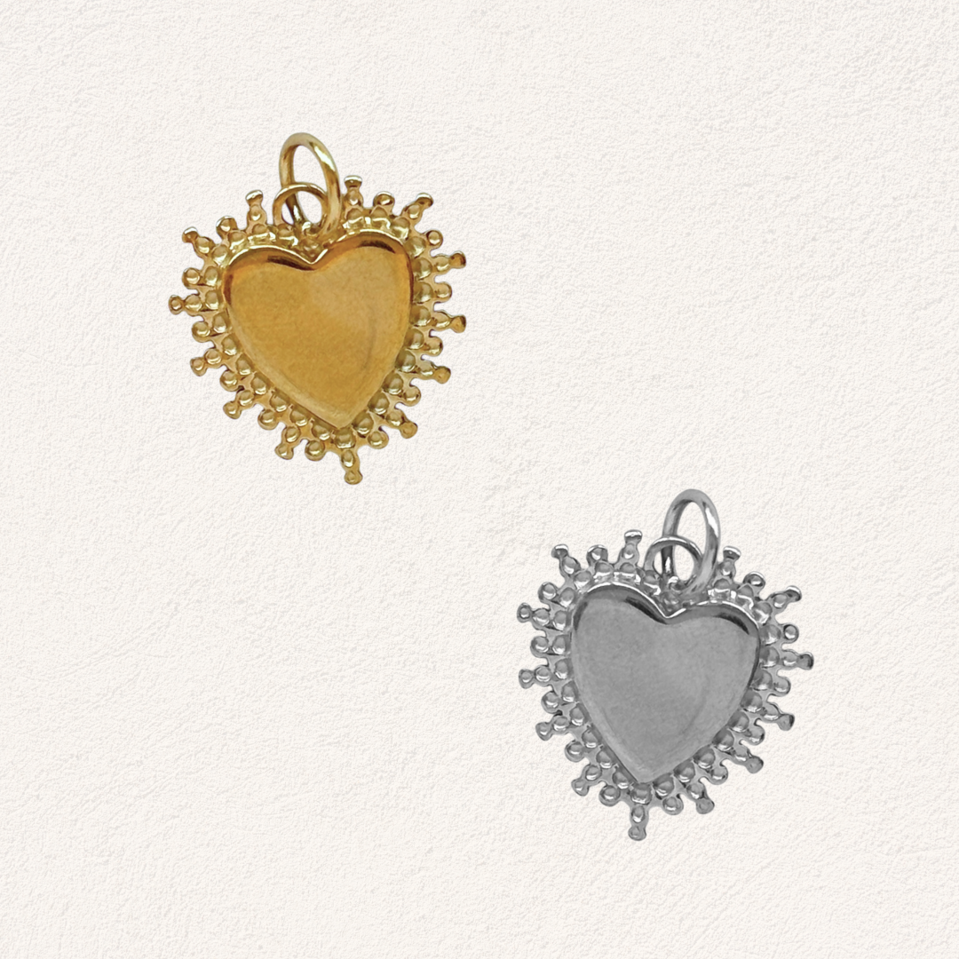 Heart on Fire loose charm