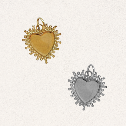 Heart on Fire loose charm
