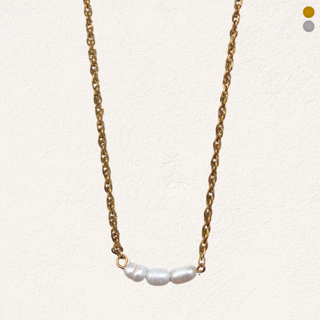 drie zoetwaterparels ketting