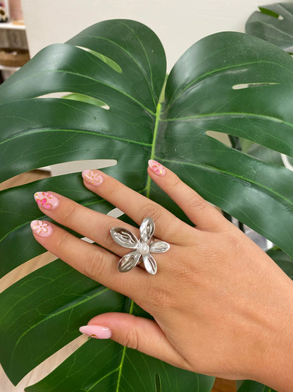 bloom pearl ring