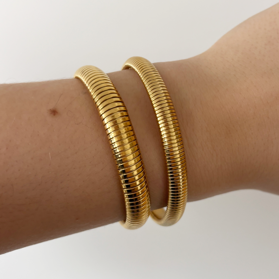 snake stretch bangle breed