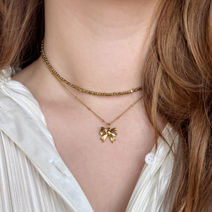 bow charm necklace