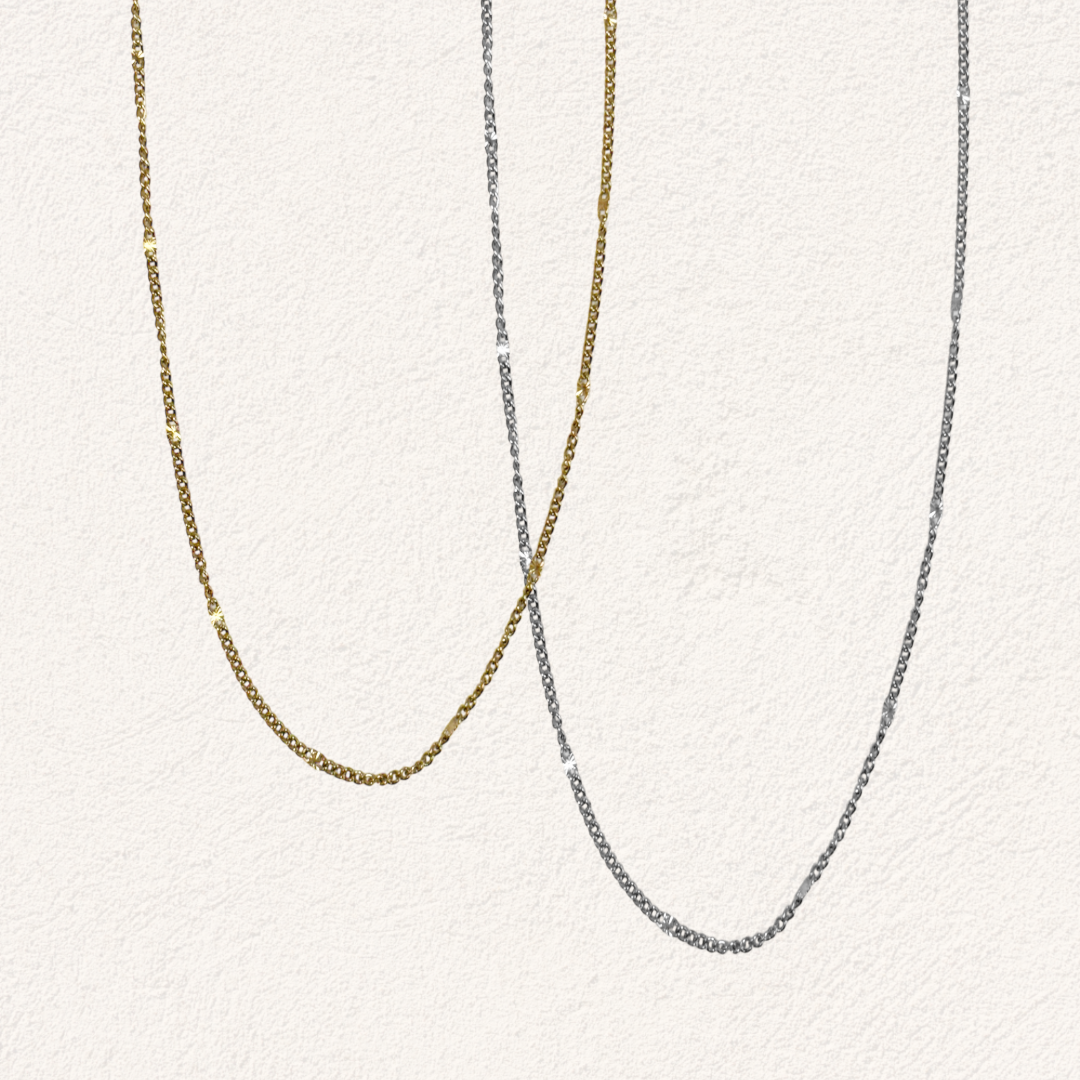 fijne ketting met kleine platte stukjes