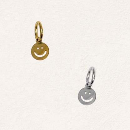 small smiley loose charm